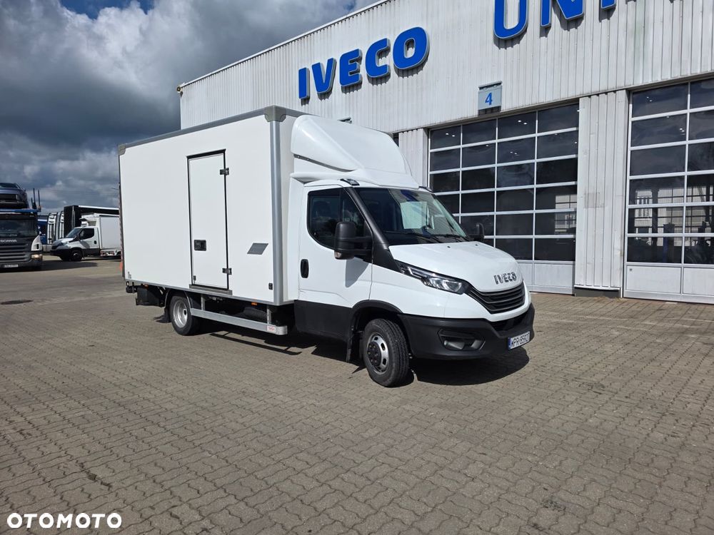 Iveco 50C18 Kontener 8EP Krajowy Ledy  Winda 1000 kg ! 4200x2200x2200 - 2
