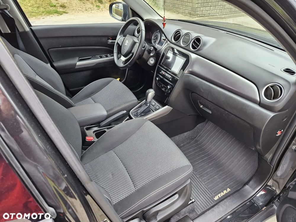 Suzuki Vitara 1.0 Boosterjet Premium 2WD - 8