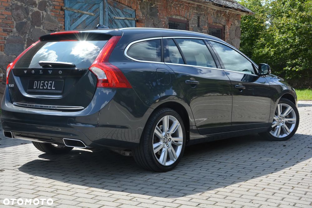 Volvo V60 - 11
