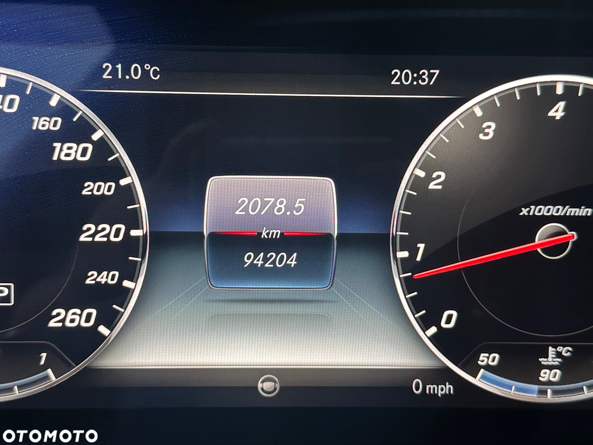 Mercedes-Benz Klasa E 200 Coupe 9G-TRONIC - 13