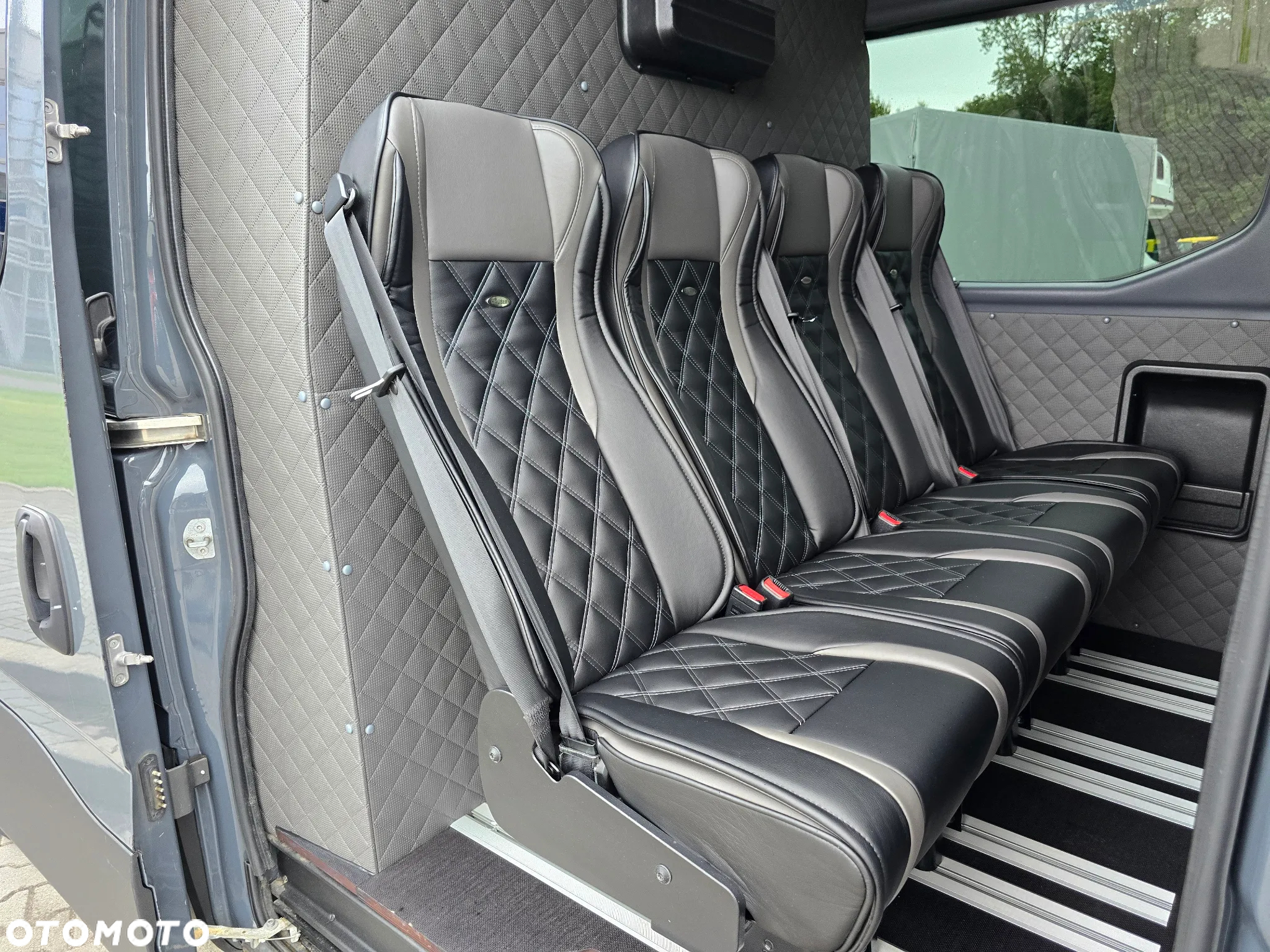 Iveco DAILY 35S18 BRYGADÓWKA - 21