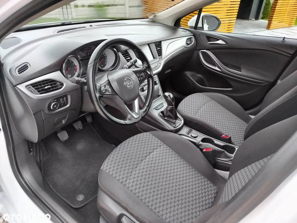 Opel Astra 1.0 Turbo Start/Stop 120 Jahre - 15