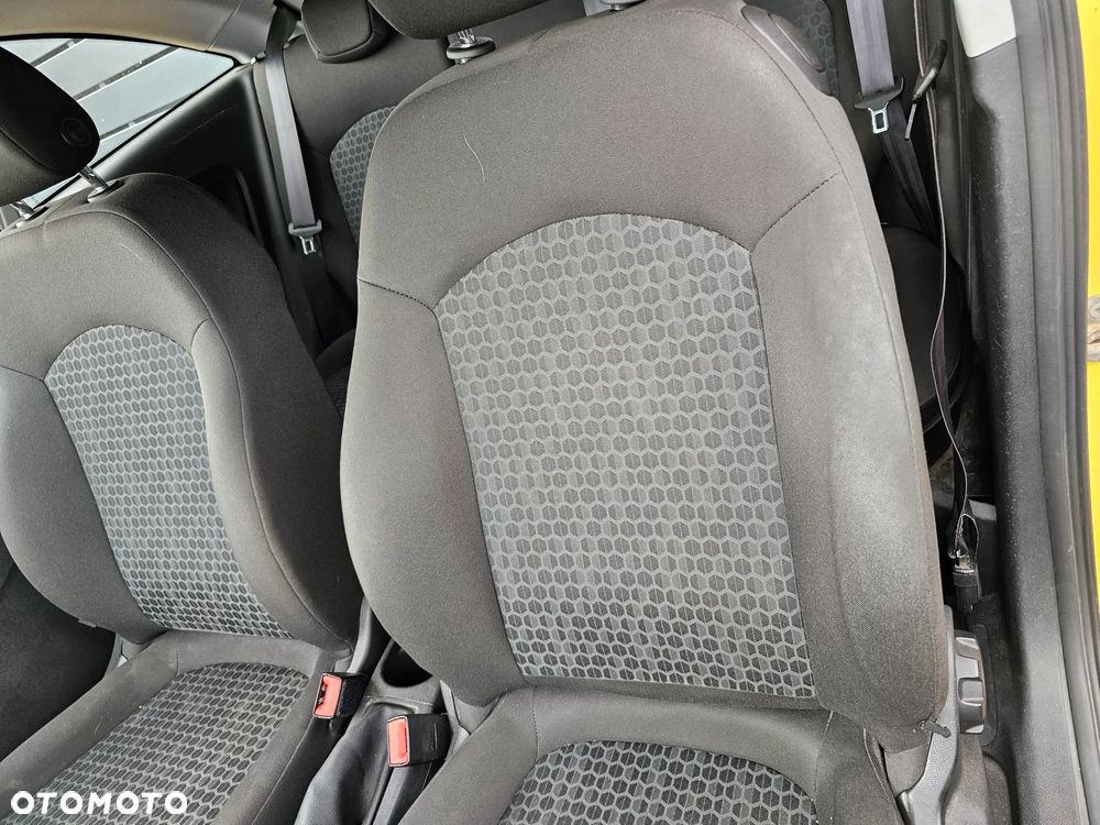 FOTELE PRZEDNIE KANAPA OPARCIE TYŁ MATERIAŁOWE OPEL CORSA E 3 DRZWI EUROPA - 2