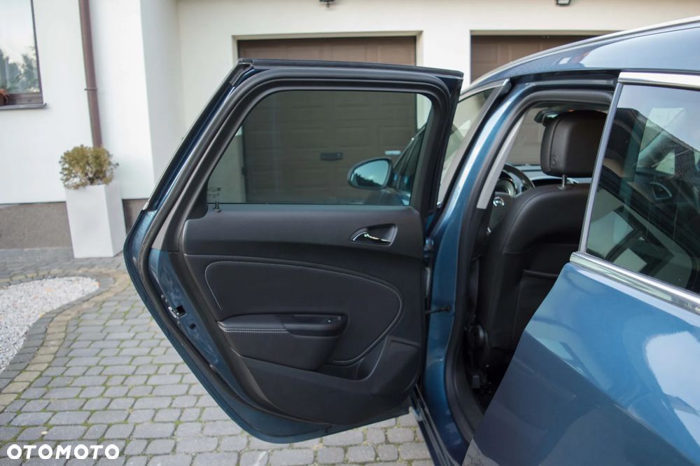 Opel Astra 1.4 Turbo Automatik Exklusiv - 28