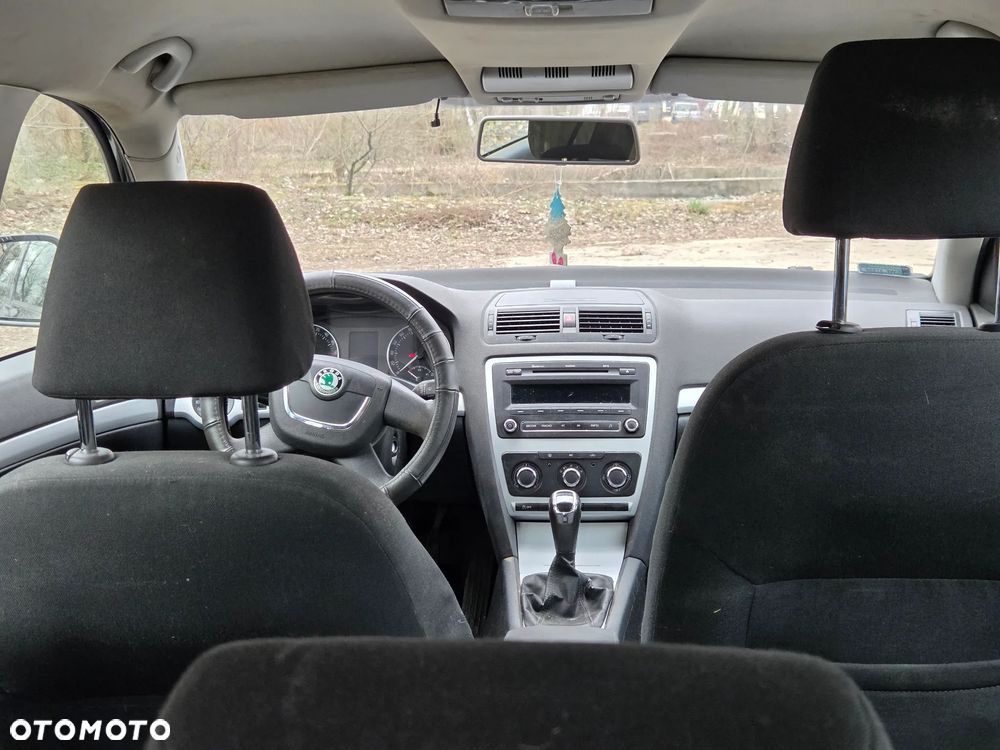 Skoda Octavia - 5