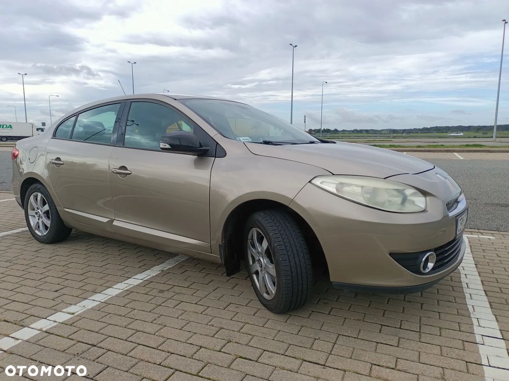 Renault Fluence 1.6 16V Zen - 2