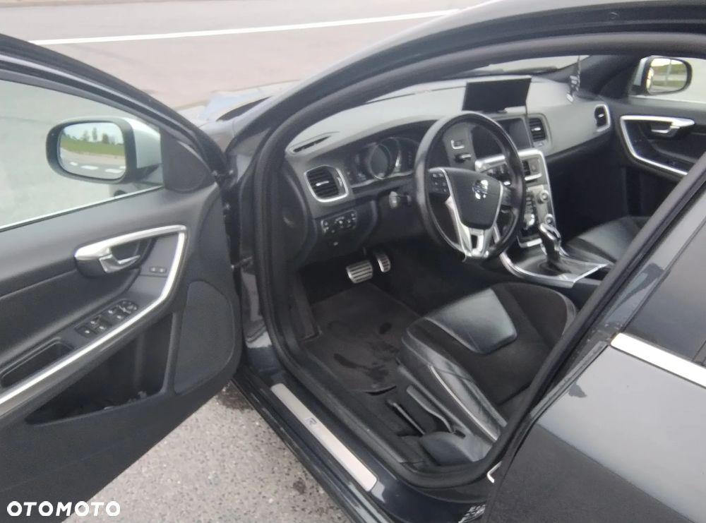 Volvo S60 D4 Geartronic Momentum - 21