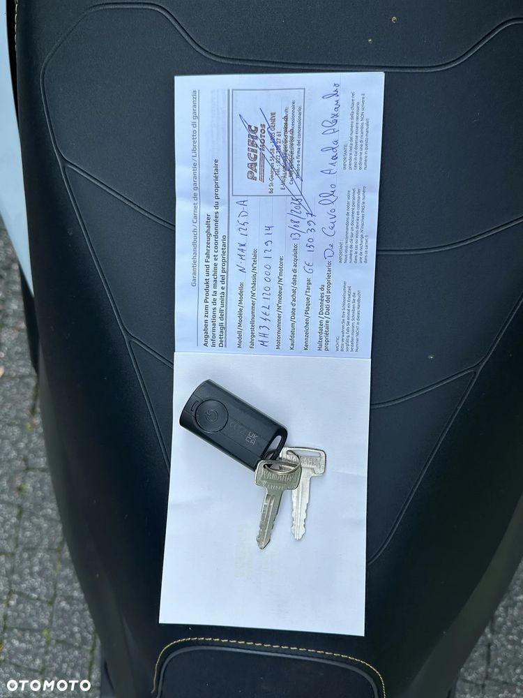 Yamaha NMAX - 8