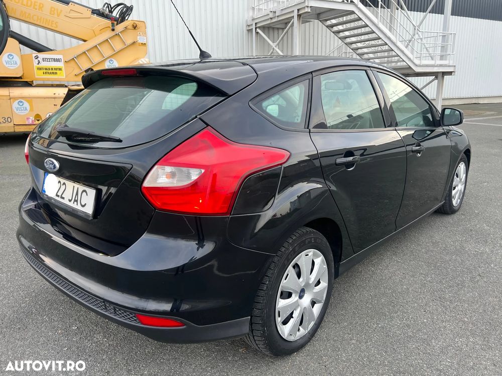 Ford Focus 1.6 TDCI DPF Titanium - 21