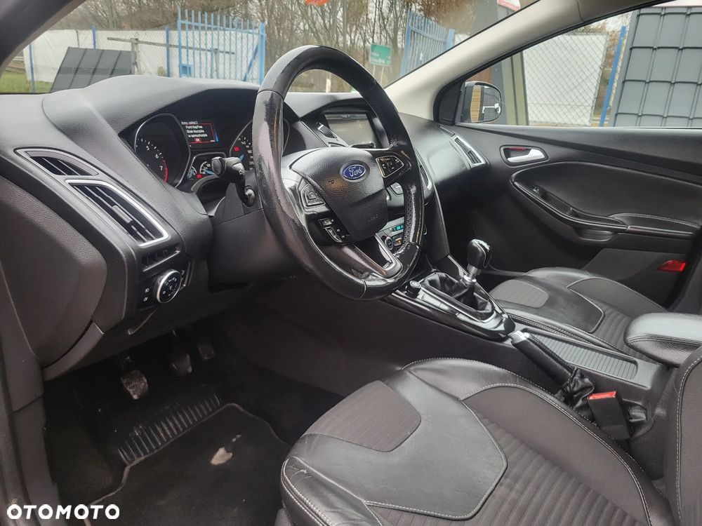 Ford Focus 1.0 EcoBoost Titanium - 14
