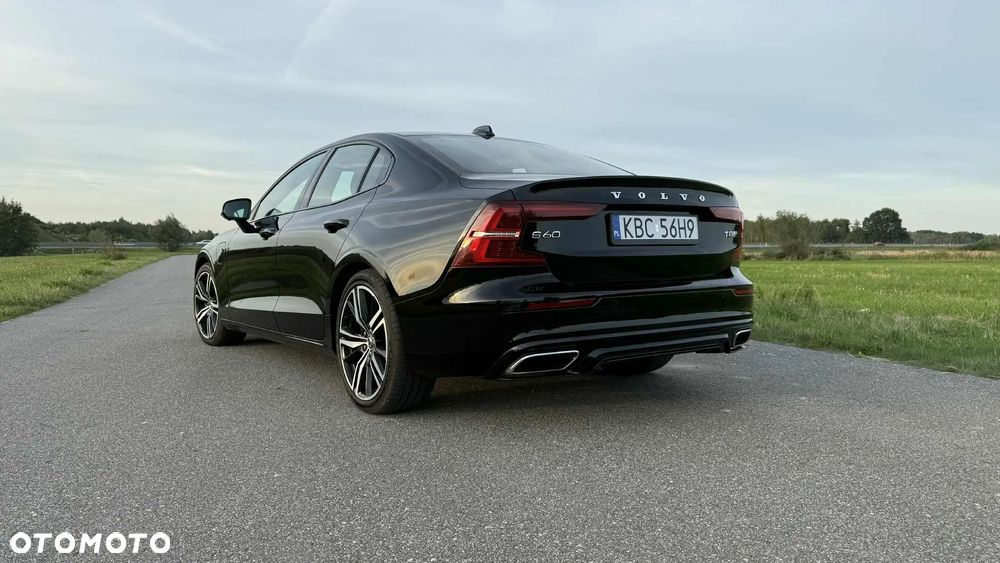 Volvo S60 - 2