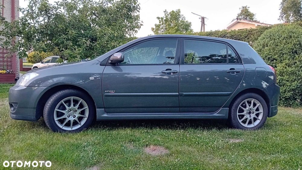 Toyota Corolla - 6