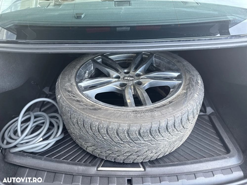 BMW Seria 3 330e Aut. Sport Line - 22