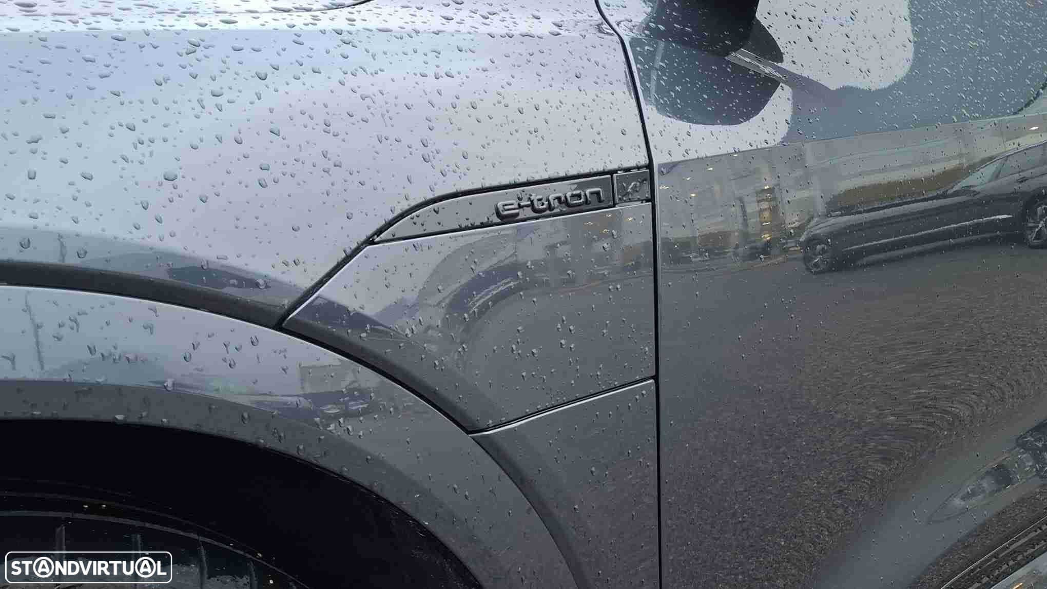Audi Q8 e-Tron 55 quattro Advanced - 19