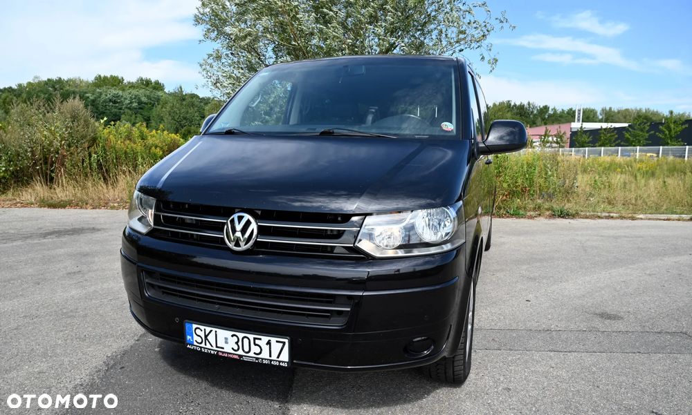 Volkswagen Multivan - 12
