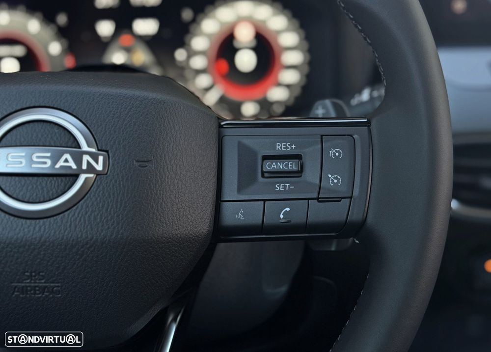 Nissan Juke 1.0 DIG-T N-Connecta DCT - 10