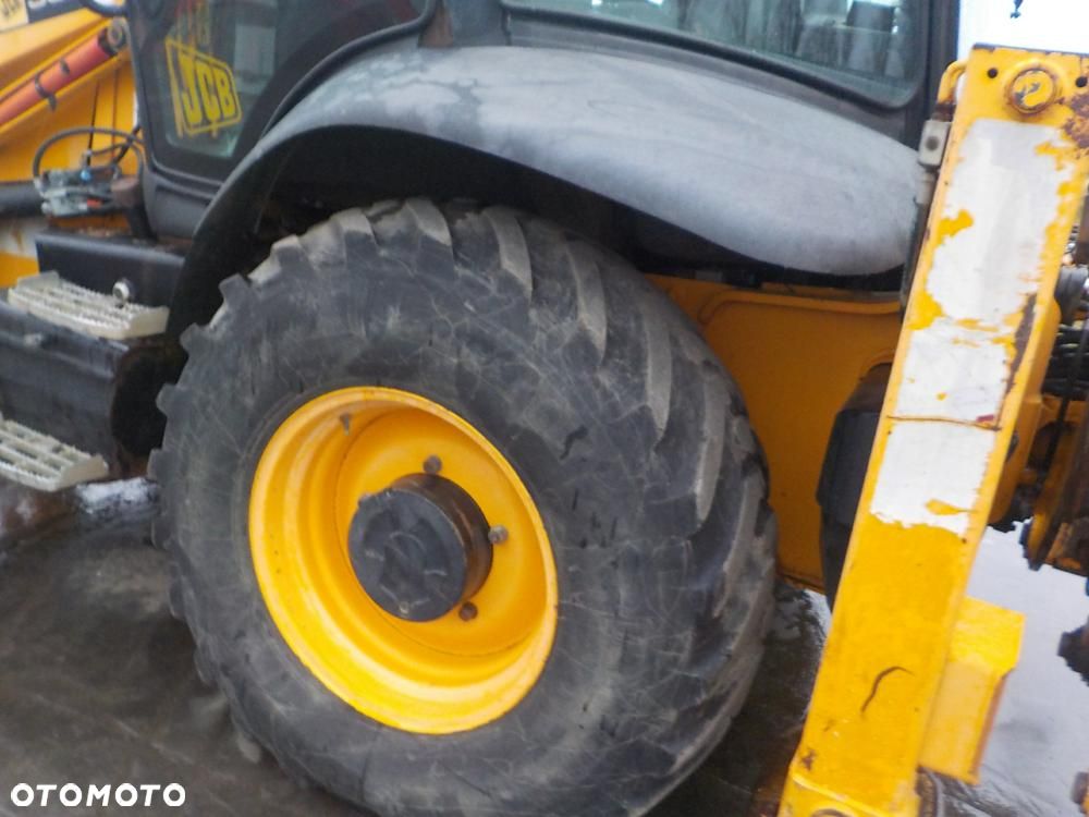 JCB 3CX - 7
