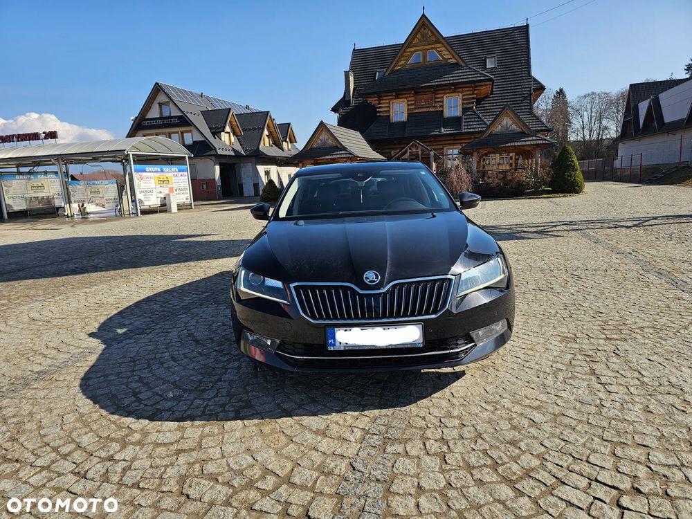 Skoda Superb 2.0 TDI 4x4 L&K DSG - 2