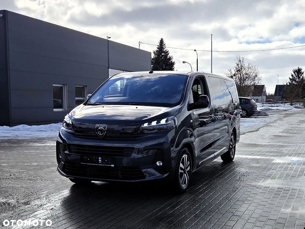 Peugeot Traveller 2.2 BlueHDi Long Business EAT8 - 1