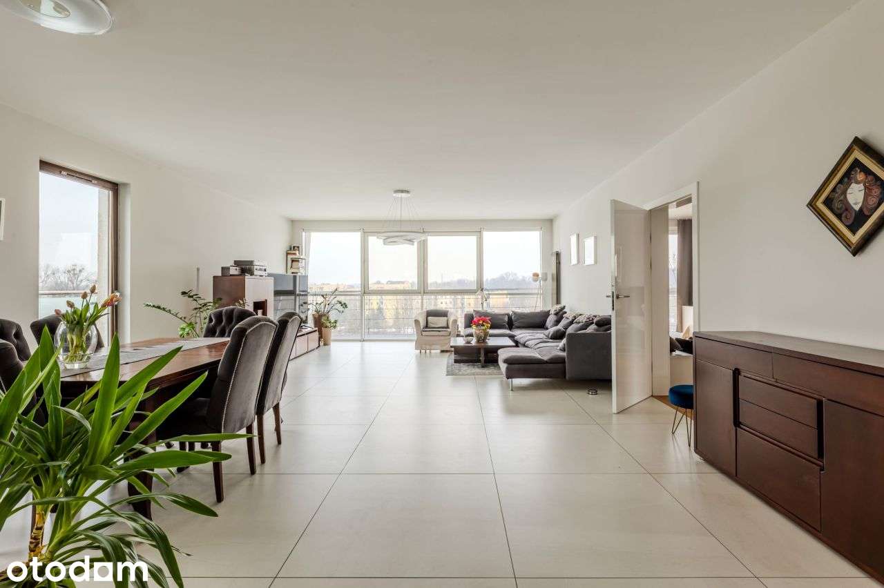Przestronny apartament w inwestycji Marina.