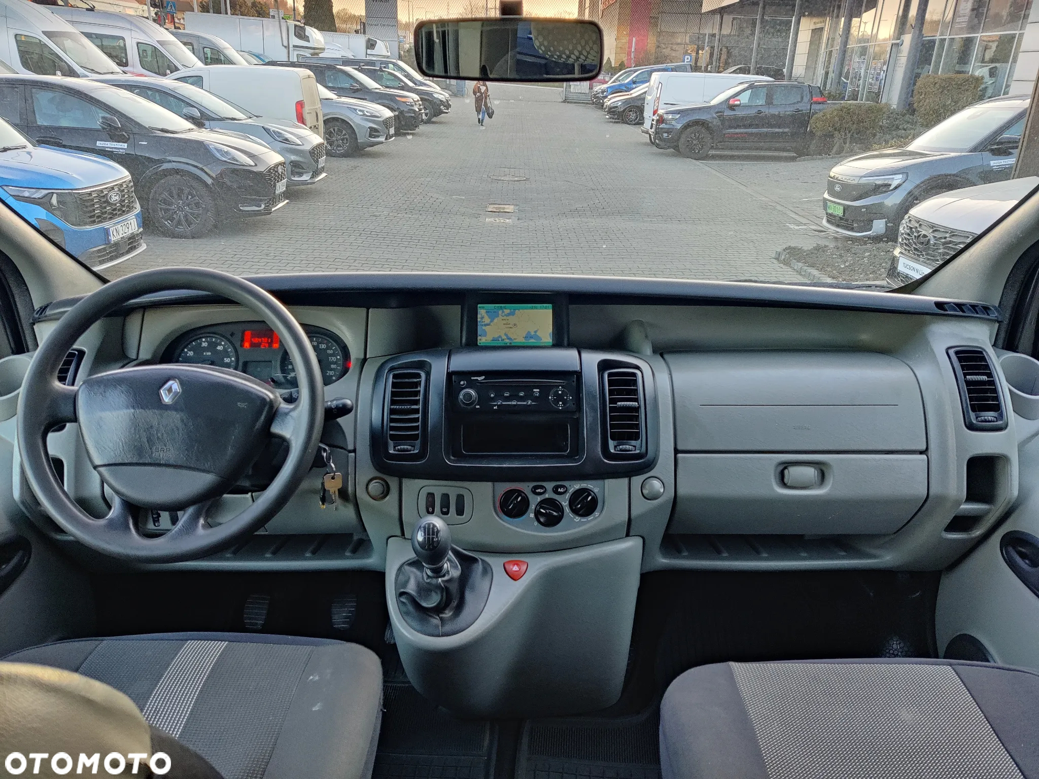 Renault Trafic - 8