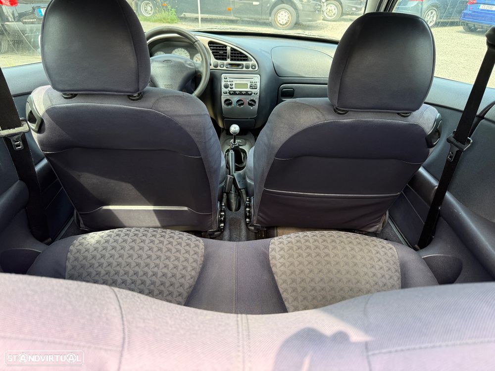Ford Puma 1.4 16V - 21
