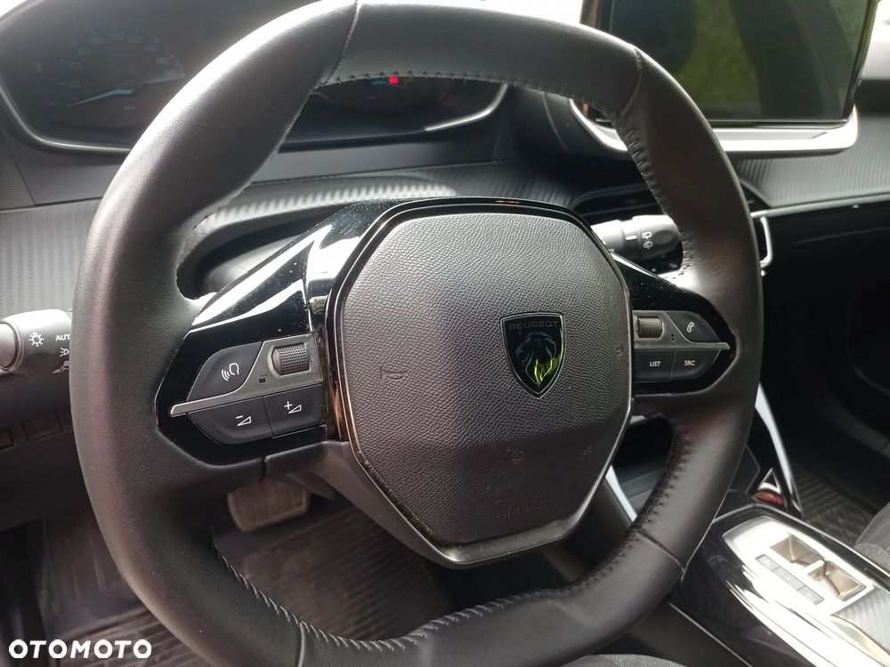 Peugeot 2008 - 10