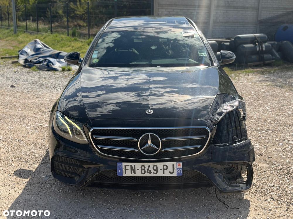 Mercedes-Benz Klasa E 220 d 9G-TRONIC AMG Line - 2