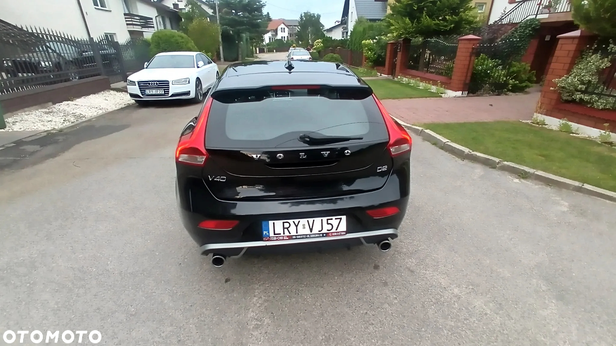 Volvo V40 D2 R-Design - 22