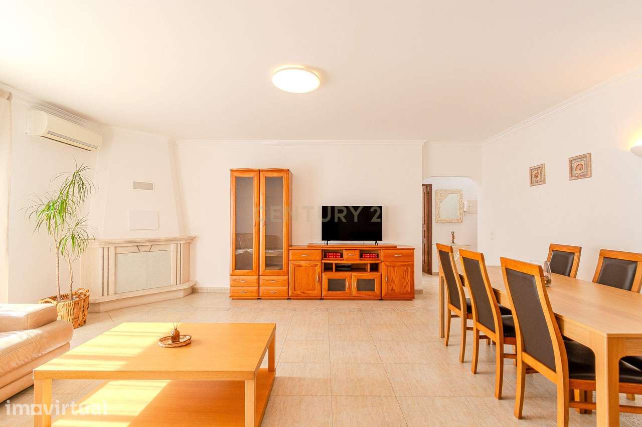Apartamento T3 com piscina e lugar de garagem em Albufeira - Grande imagem: 2/50