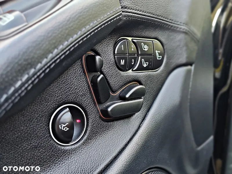 Mercedes-Benz SL - 29