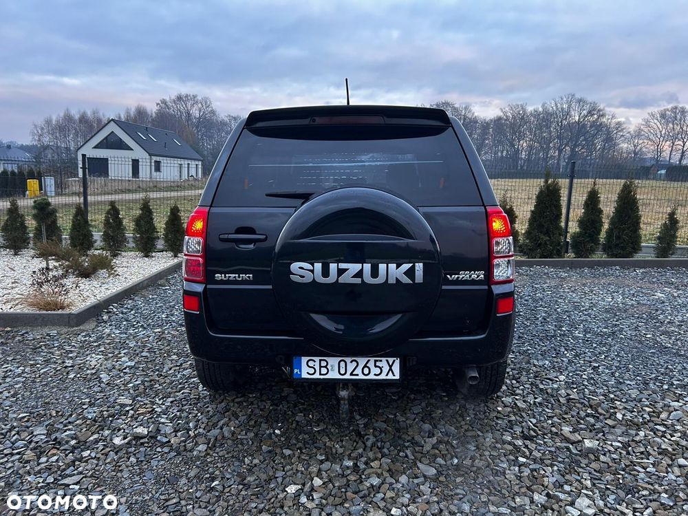Suzuki Grand Vitara 2.0 Automatik Comfort - 6