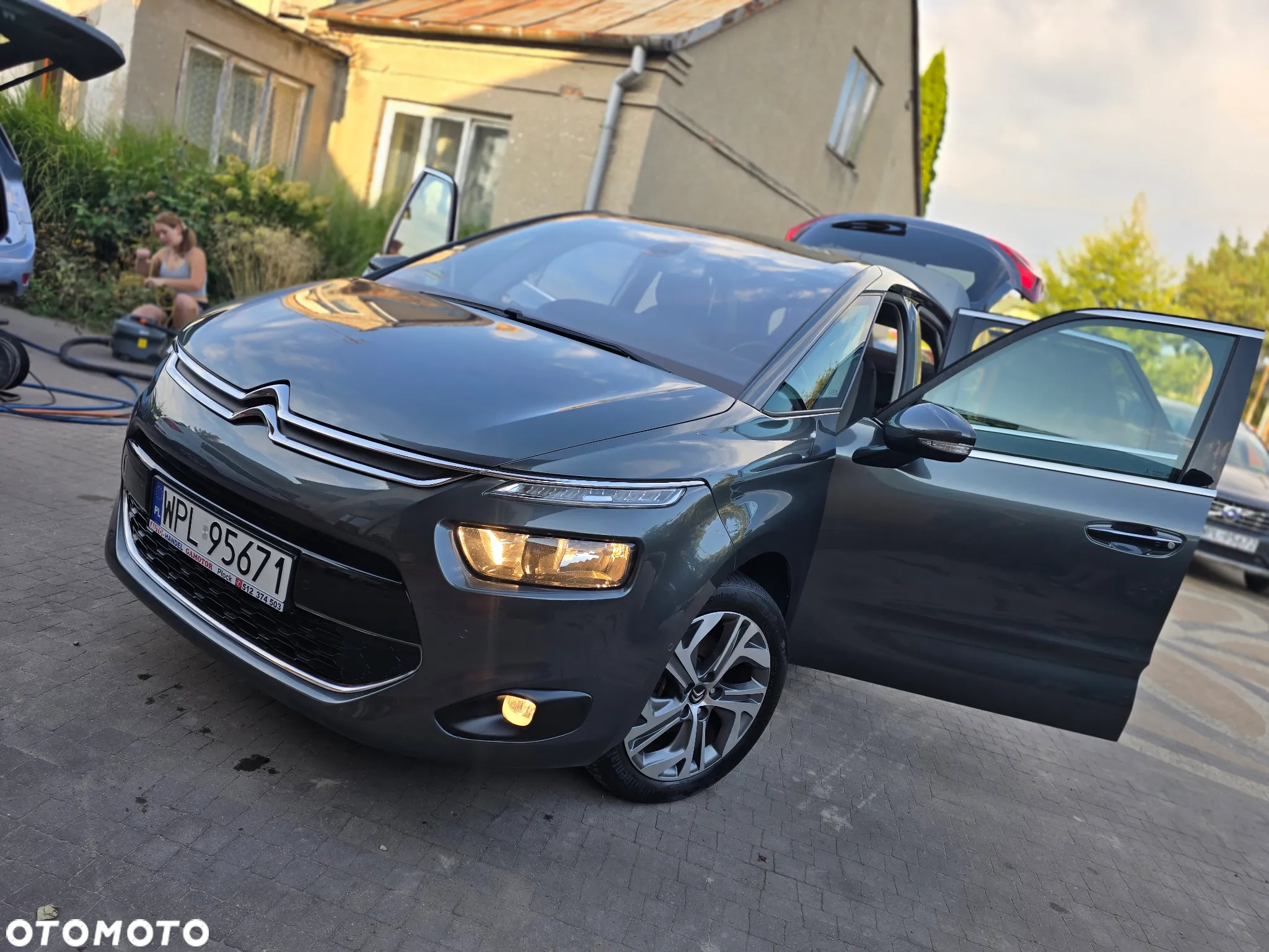 Citroën C4 Picasso - 8