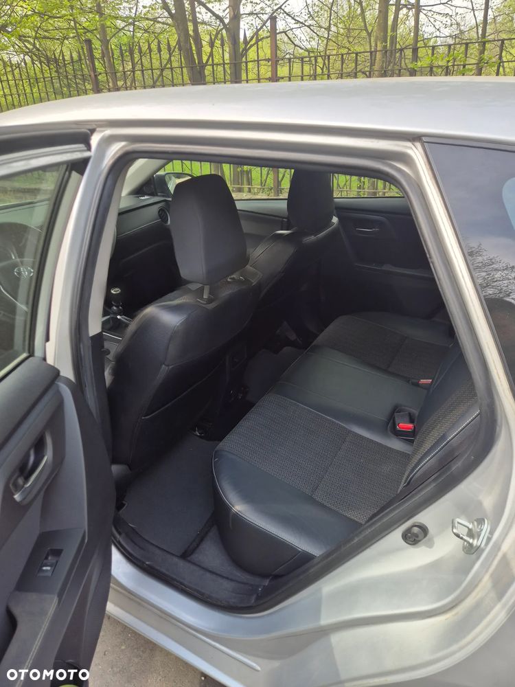 Toyota Auris 1.6 Edition - 14