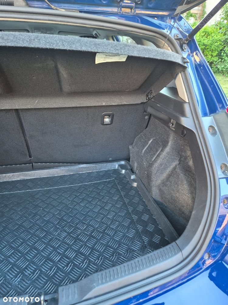 Toyota Auris 1.33 VVT-i Active - 26
