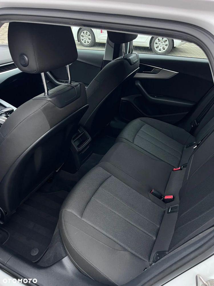 Audi A4 Avant 2.0 TDI S tronic - 15