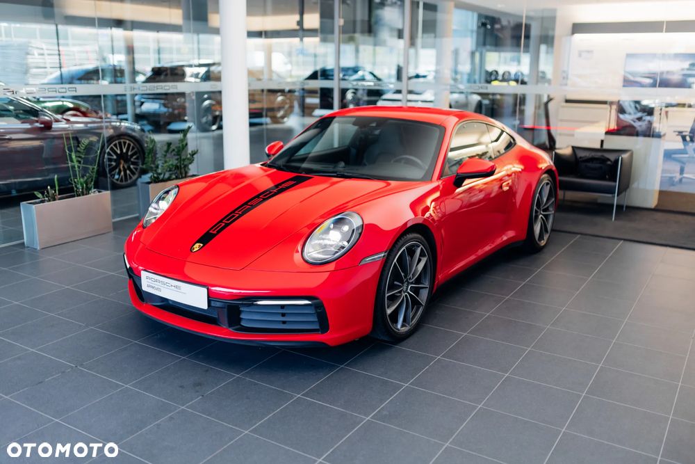 Porsche 911 Carrera - 5