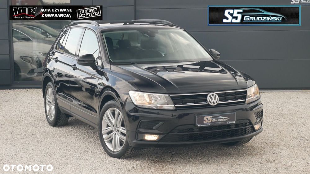 Volkswagen Tiguan - 1