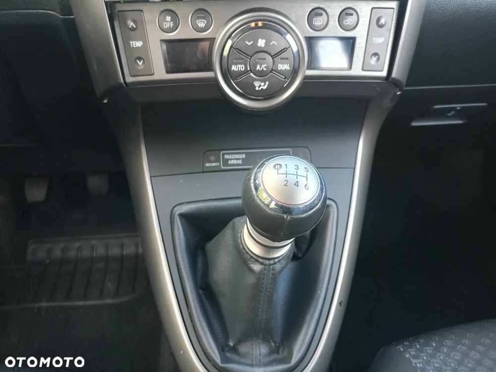 Toyota Verso 1.6 5-Sitzer Life - 19