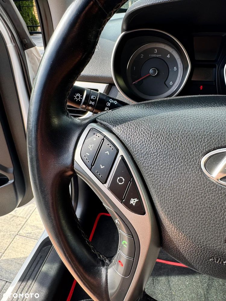 Hyundai i30 blue 1.6 CRDi Classic - 19