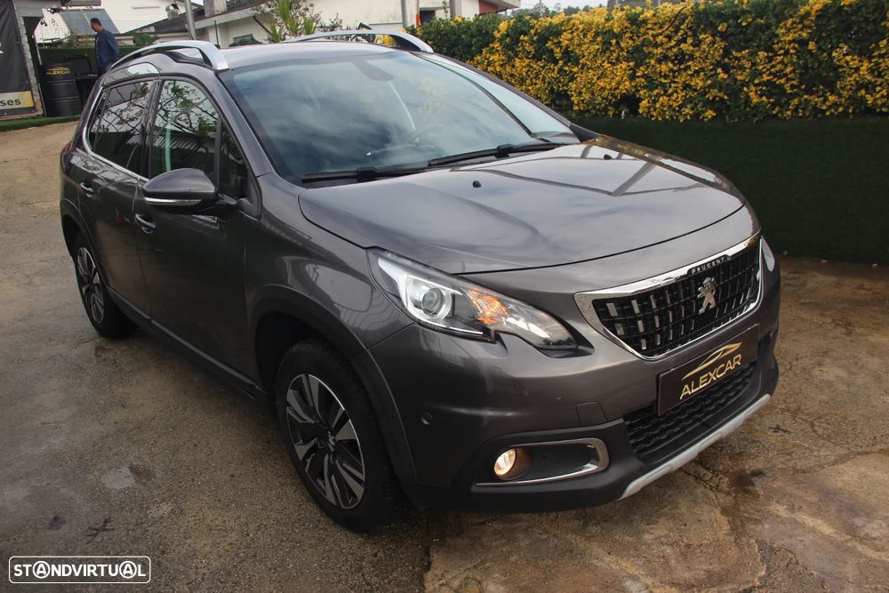 Peugeot 2008 PureTech 130 Allure - 3