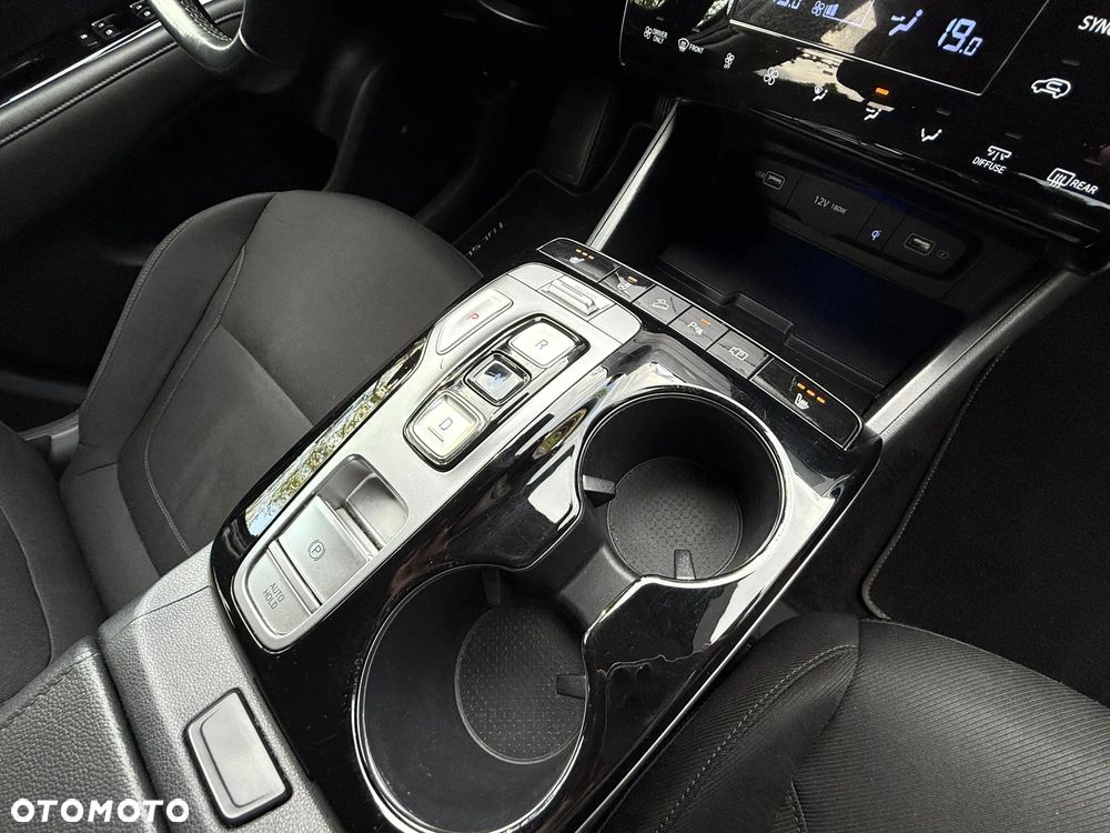 Hyundai Tucson 1.6 T-GDi HEV Executive 2WD - 26
