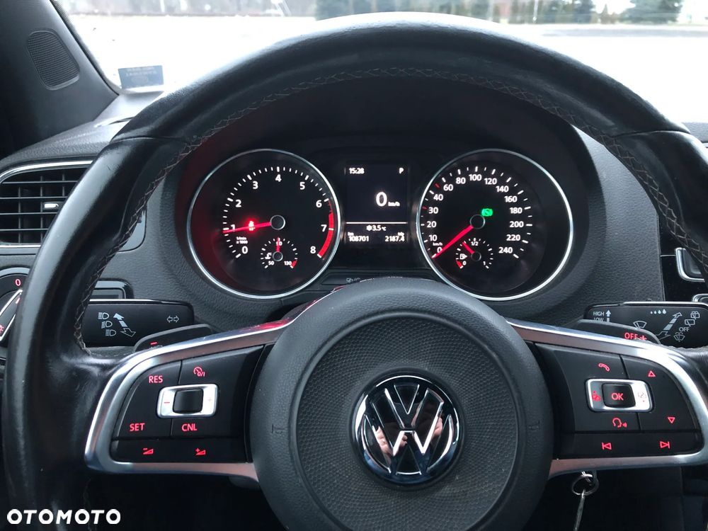 Volkswagen Polo - 19