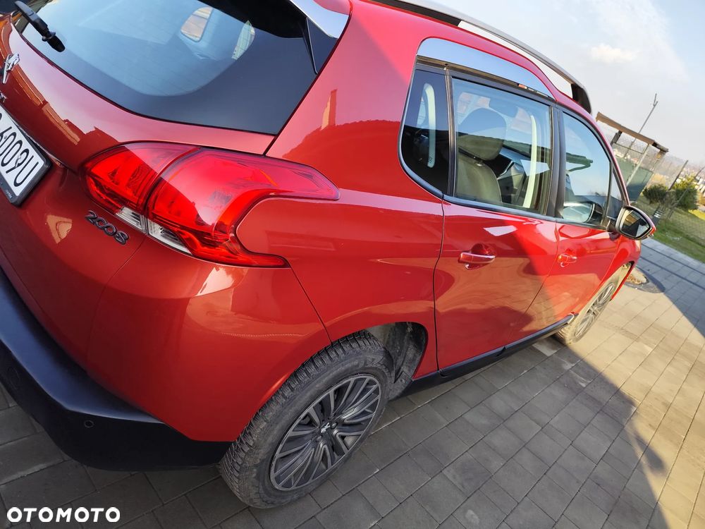 Peugeot 2008 1.2 Pure Tech Active - 8