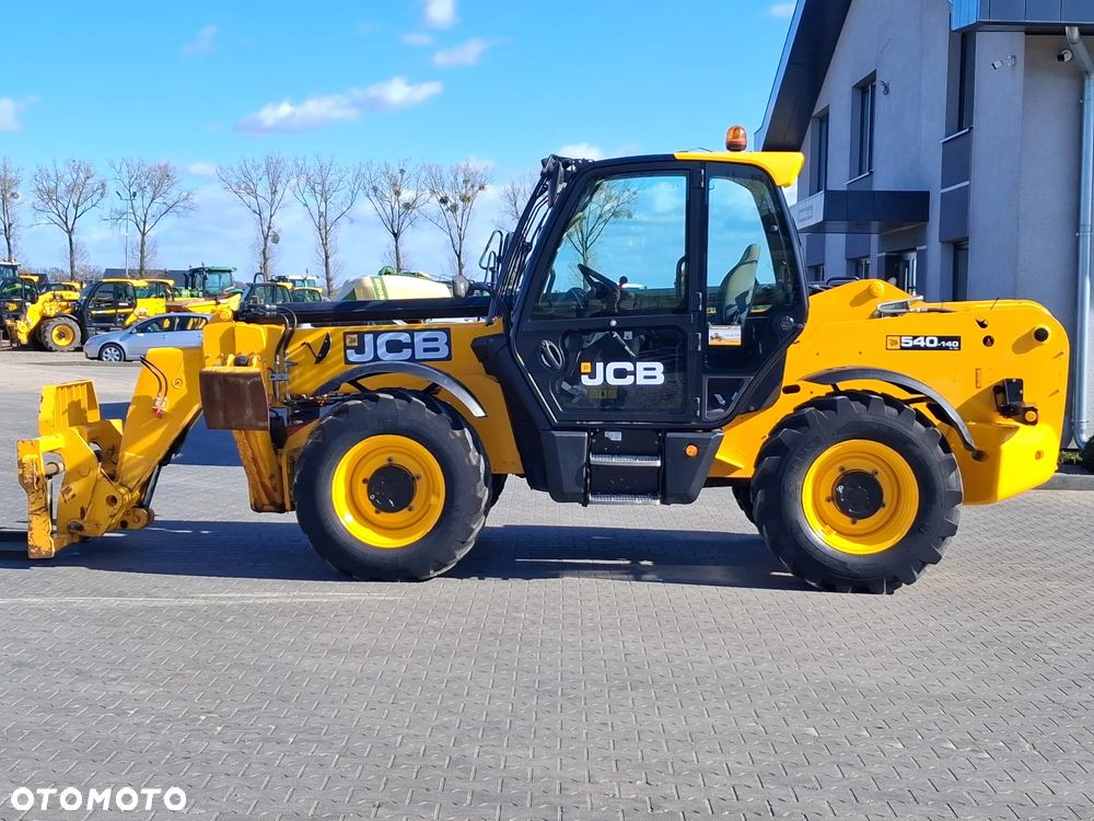 JCB 540 - 140 Hi Viz - 2