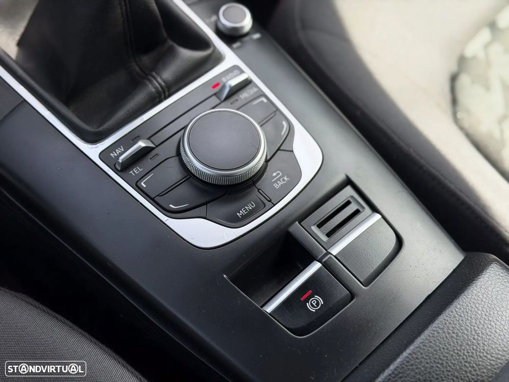 Audi A3 1.6 TDI - 19