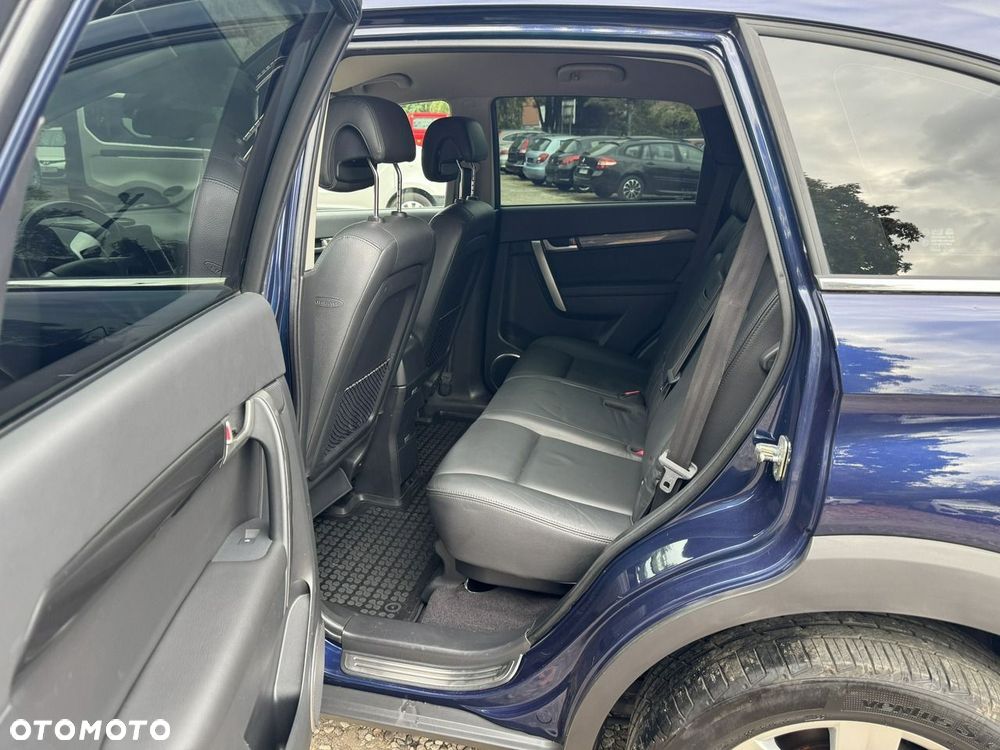 Chevrolet Captiva 2.0 4WD 7 Sitzer Automatik LT Exclusive - 23