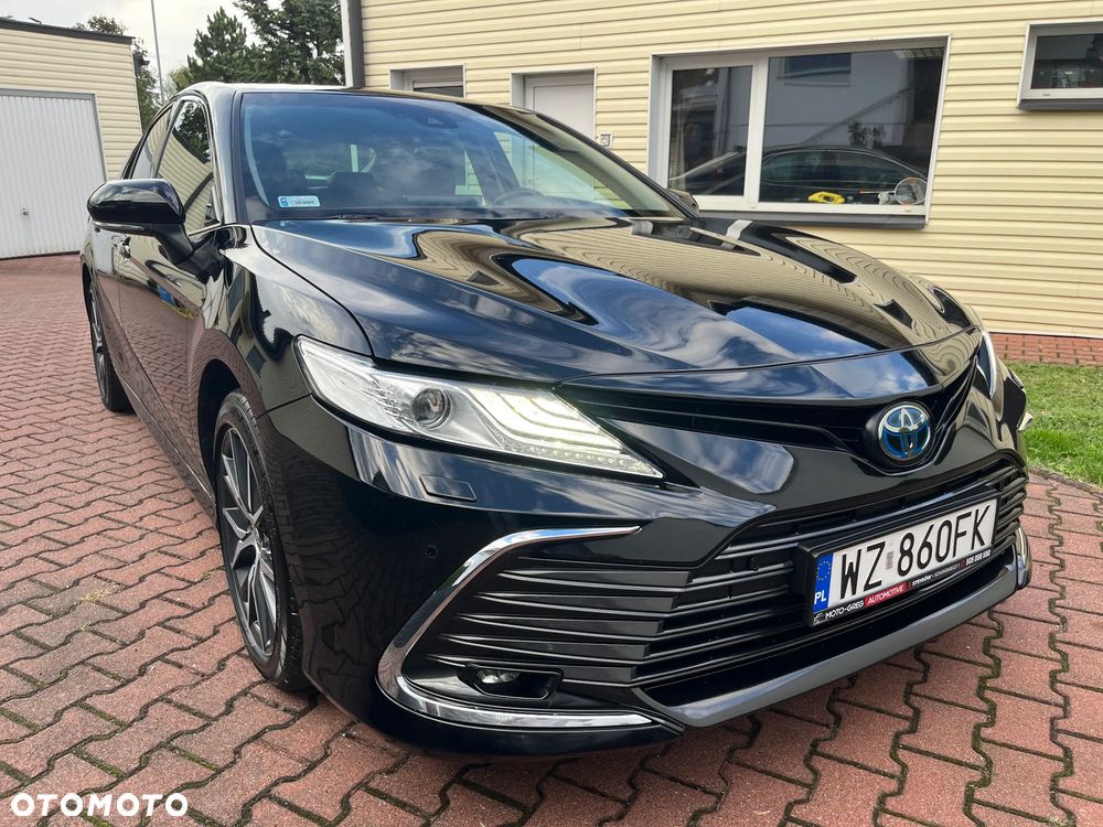 Toyota Camry 2.5 Hybrid Executive CVT - 2
