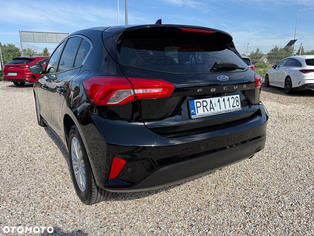 Ford Focus 2.0 EcoBlue Titanium Business - 13