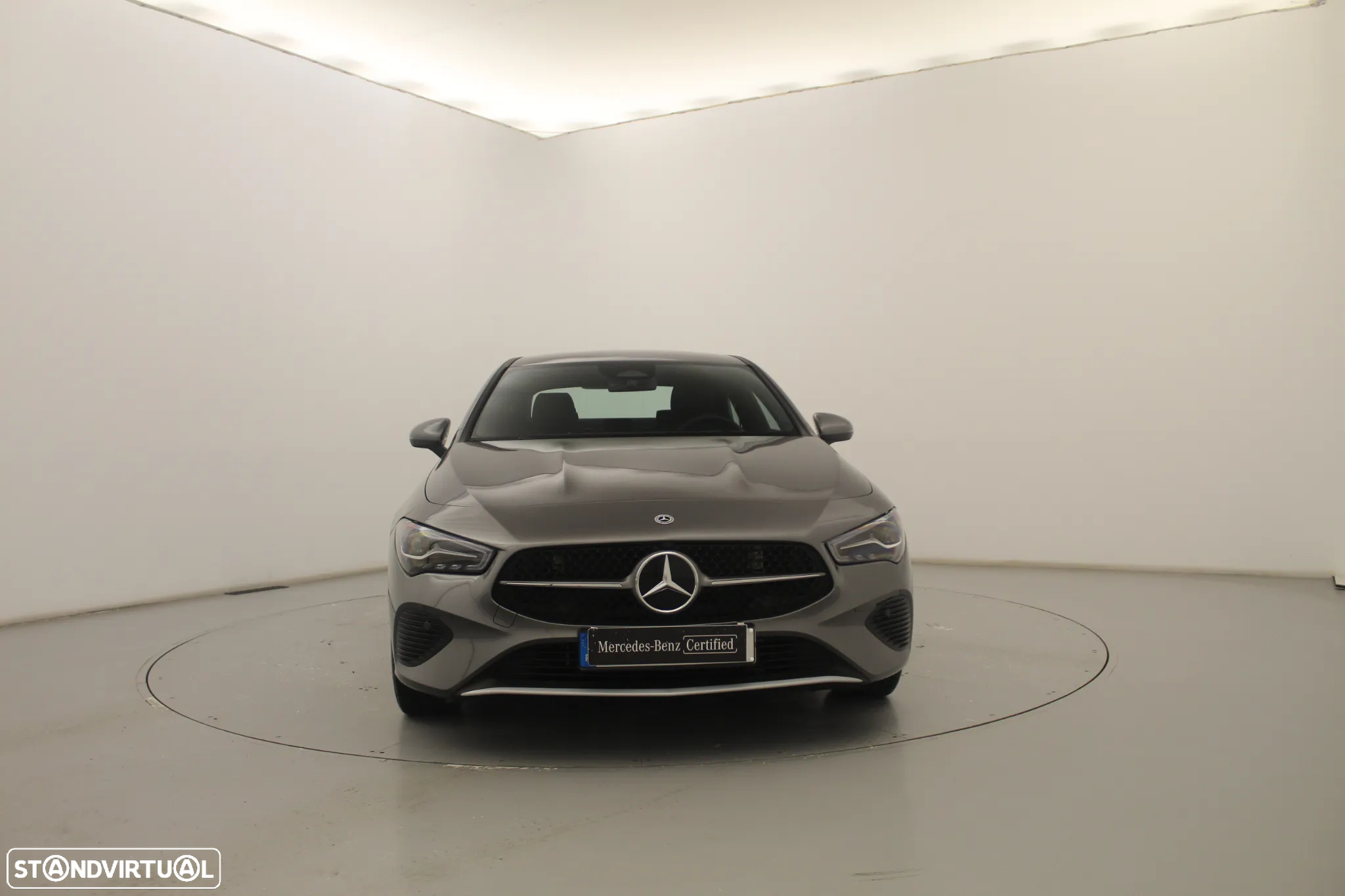 Mercedes-Benz CLA 200 Standard - 4